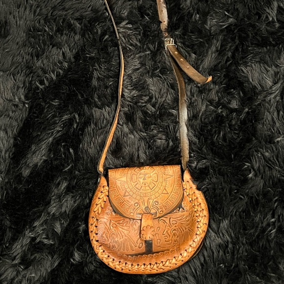 Vintage Tooled‎ Leather Mini Crossbody Bag - Picture 2 of 15
